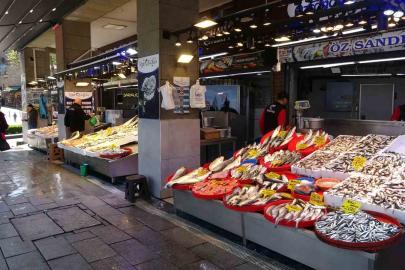 Denizlerde av yasağının başlamasının ardından tezgahlar kültür balıklarına kaldı