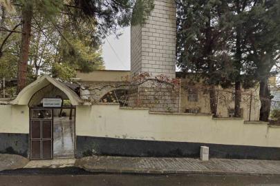 Depremde yıkılan Dostlar Camii, yeniden ayağa kalkıyor