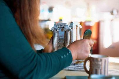 Didim Belediyesi Seramik Atölyesi’nde üretilen ürünler kentin izlerini taşıyor