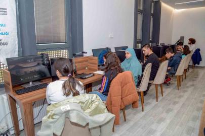 Diyarbakır Büyükşehir’den görme engelliler için yeni bir sesli kütüphane