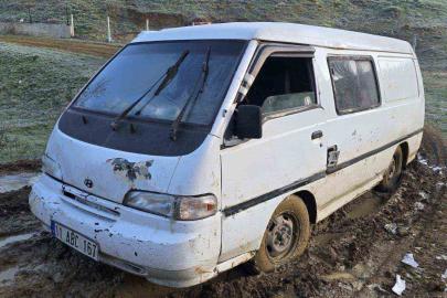 Durdurulan araçta kaçak kesildiği belirlenen 4 ster odun ele geçirildi