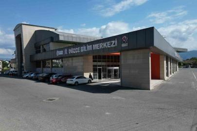 Düzce Belediyesi’nden öğrencilere ve ailelere akademik destek