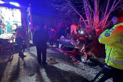 (Düzeltme) Antalya’da trafik kazası: 2 kişi hayatını kaybetti