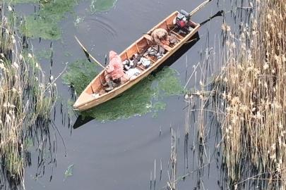Eber Gölü’nde kaçak avlanan 4 kişi dron ile tespit edildi