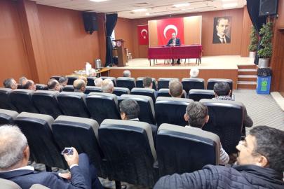 Efeler’de okul müdürleri bir araya geldi, 23 Nisan etkinlikleri görüşüldü