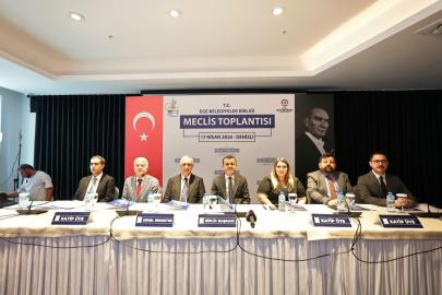 Ege Belediyeler Birliğinde Başkan Çavuşoğlu güven tazeledi