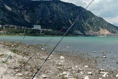 Eğirdir Gölü’nde amatör balıkçılık alanları yeniden düzenlendi