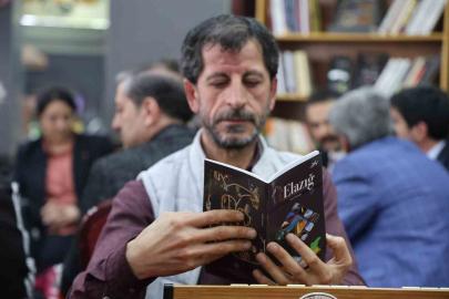 Elazığ’da kahvehanelere kitap köşesi kuruluyor