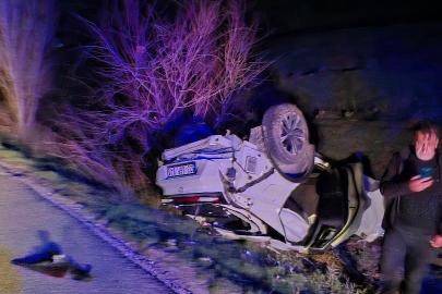 Elazığ’da otomobil takla attı: 2 yaralı