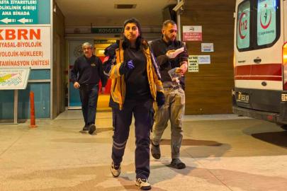 Elini karma makinesine kaptırdı