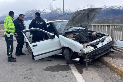 Erzincan’da trafik kazası: 2 yaralı