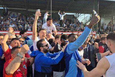 Erzurumspor FK maçtan sonra şampiyonluğunu kutladı