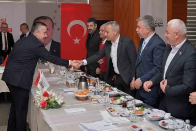 Esenyurt’ta muhtarlardan ilçe emniyet müdürlüğü projesine destek