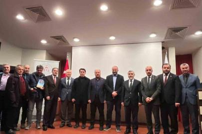 Eskişehir’de "Kayıp Coğrafya Doğu Türkistan" konferansı düzenlendi
