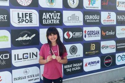 Eskişehirli tenisçi Zonguldak’ta şampiyon oldu