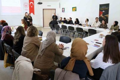 Eskişehirli uzmanlara "Psikolojik İlk Yardım ve Yas Süreci" eğitimi