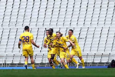 Eyüpspor’dan ligde kalma yolunda kritik galibiyet