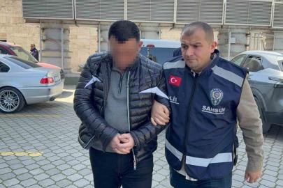 Fabrika müdürünün evinde cephanelik gibi silah ve malzeme çıktı