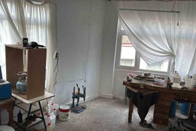 Fatih’te sahte altın imalatına operasyon: 1  kişi yakalandı