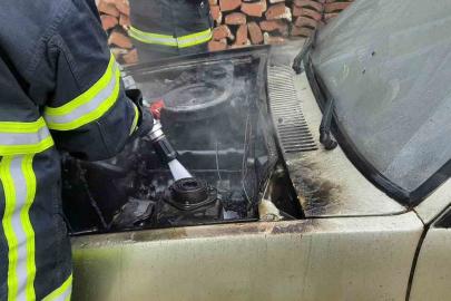 Fiat Tofaş’ta çıkan yangını itfaiye ekipleri söndürdü