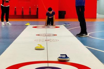 Floor curling fırtınası Denizli’de esecek