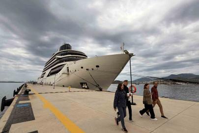 Four Seasons 1 137 yolcu ile Bodrum’a geldi