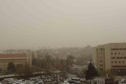 Gaziantep’te toz taşınımı etkili oldu