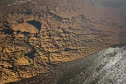 Gercüş’te heyelan: Kapanan köy yolları ekiplerin yoğun mesaisiyle açıldı