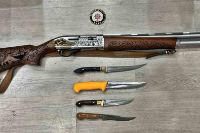 Giysi dahi çalan hırsızlar polisten kaçamadı