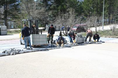 Gölcük Tabiat Parkı yeni yüzüyle yaza hazırlanıyor