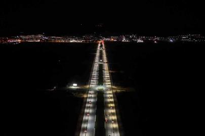 Görüntüsü ile havalimanını andırıyor, görenlerin dikkatini çekiyor
