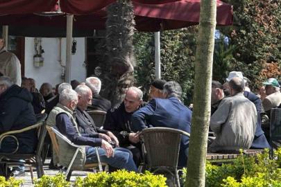 Günler sonra güneşi gören Sakaryalılar soluğu dışarıda aldı