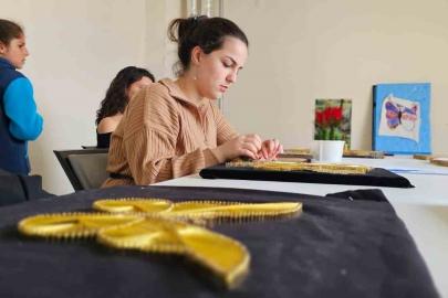 Hasköy’de gençler filografi sanatıyla hem hobi ediniyor hem meslek öğreniyor