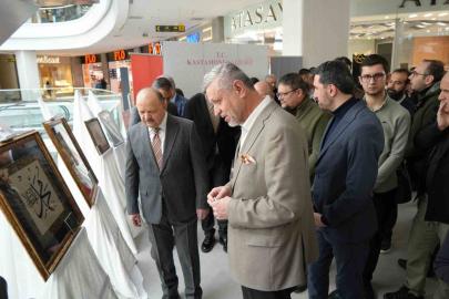 Hattat Emrullah Demirkaya’nın eserlerinin 34 yıl sonra ilk kez bir araya geldiği sergiye yoğun ilgi