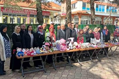 Hüyük’te el emeği, göz nuru eserler görücüye çıktı