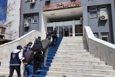 Iğdır’da göçmen kaçakçılığı şebekesine büyük darbe: 7 tutuklama