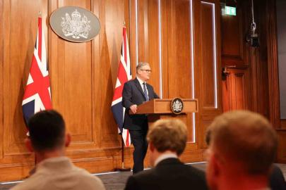 İngiltere Başbakanı Starmer: "Orta Doğu’da seyrüsefer özgürlüğü İngiltere’nin ulusal çıkarıdır"