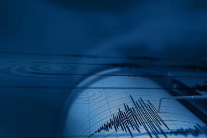 Japonya’da 7.5 büyüklüğünde deprem.