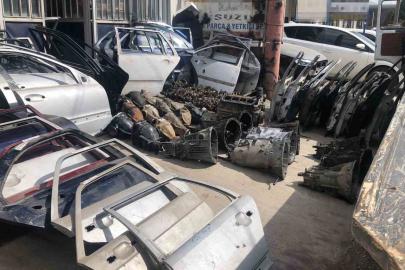 Kaçak oto parçasıyla 2 milyonluk haksız kazanç hedefleniyordu, polis "dur" dedi