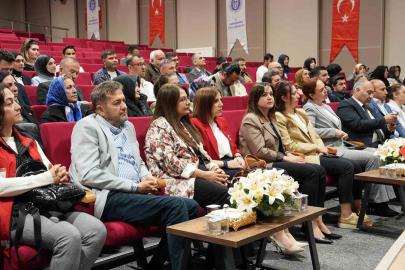 Kahramanmaraş’ta otizme dikkat çeken konferans