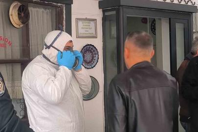 Kaldığı pansiyon odasında ölü olarak bulundu