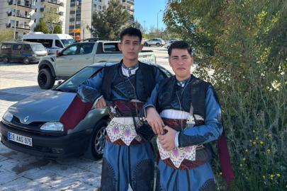 Kaleli öğrenciler halk oyunlarında bölge derecesi aldı