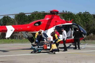 Kalp krizi geçiren hasta için ambulans helikopter zamanla yarıştı