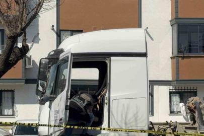 Kardeşini pusu kurarak öldürdü, babasının katili çıktı: "Hedefinde annesi de vardı" iddiası