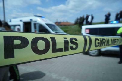 Kasksız motosiklet kullandı, kazada can verdi