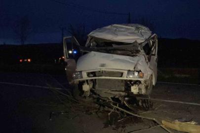 Kastamonu’da minibüs ile hafif ticari araç çarpıştı: 7 yaralı
