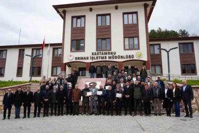 Kastamonu’da yangına hassas köylere 20 su tankeri dağıtıldı