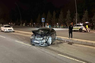 Kayseri’de iki otomobil çarpıştı: 1 yaralı