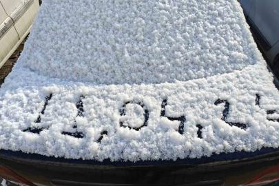 Kayseri’ye Nisan ayında kar yağdı