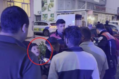 Kazada hafif yaralanan küçük kardeşleri kimse ikna edemedi: Babadan gelen telefonla ambulansa bindiler